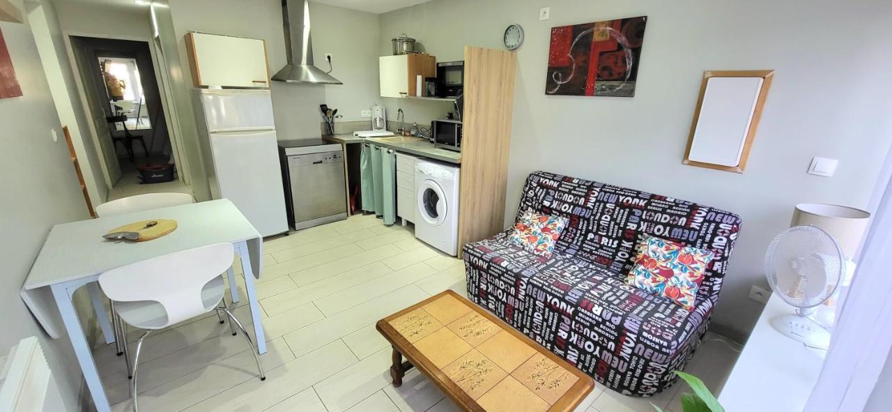 Residences Les Sansonnets "Appartements & Studios" Jonzac Zewnętrze zdjęcie